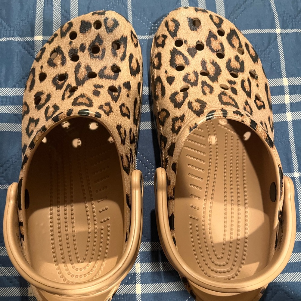 Women’s Crocs - Leopard Print